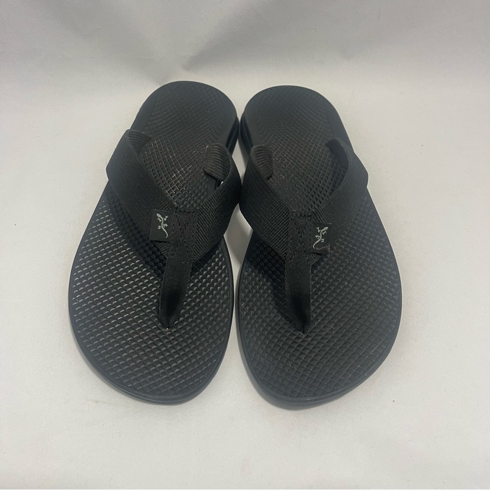 CHACO | Black Low Down Flip Flop Sandal Size Womens 10